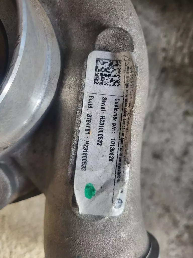 Продам турбину Holset новый