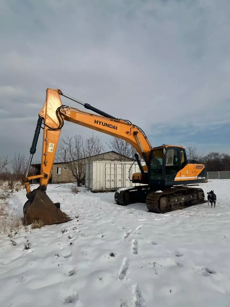 Hyundai R 220LC-9S, Гусеничные экскаваторы