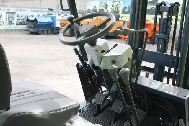 Komatsu FG15-15