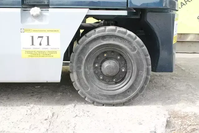 Komatsu FG15-15