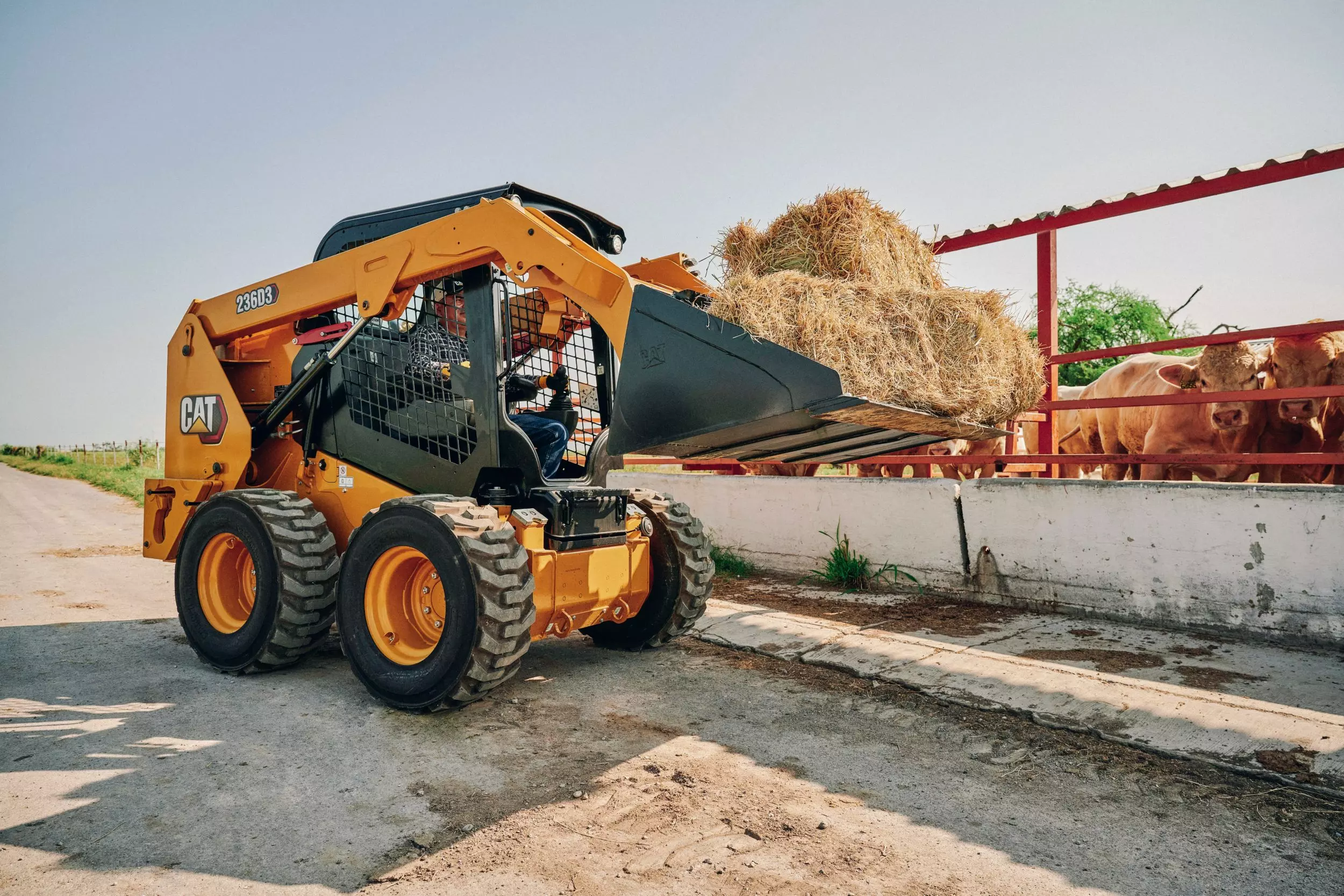 Caterpillar 236D3, Мини-погрузчики