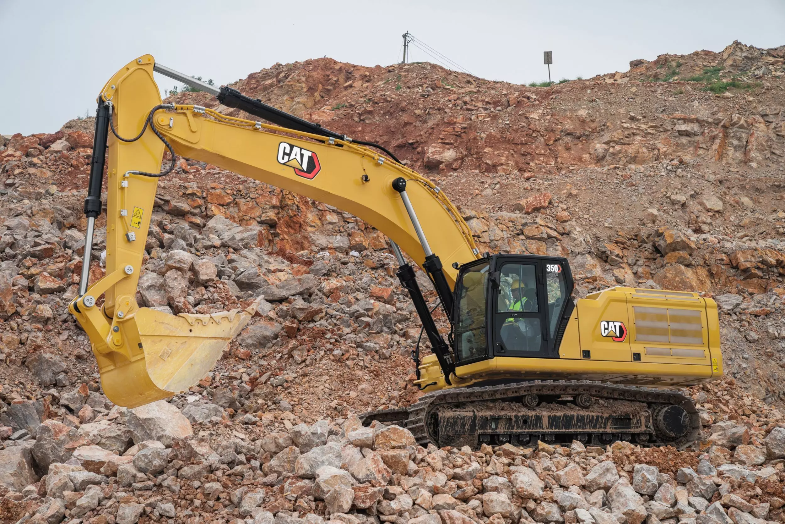 Caterpillar 350, Гусеничные экскаваторы