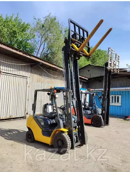 KOMATSU