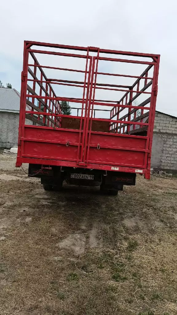 Foton BJ1049 SMJ5040, Бортовые грузовики