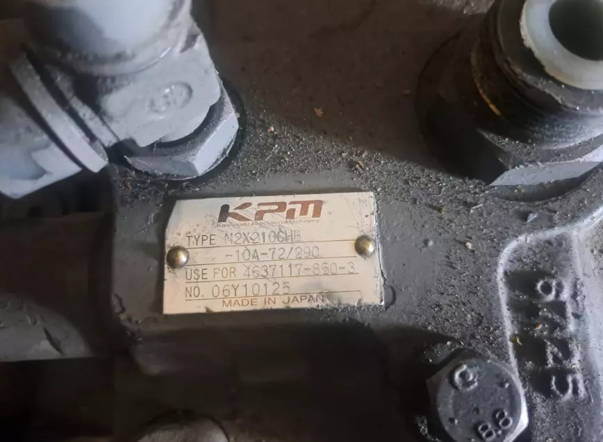 Гидравлический мотор поворота 4637117 Hitachi ZX850.