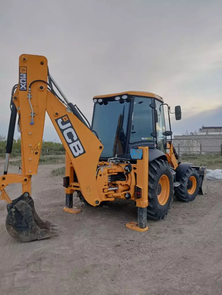 JCB