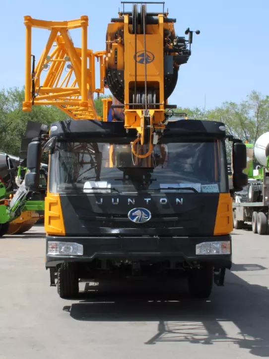 Junton JTC30G6, Автокраны