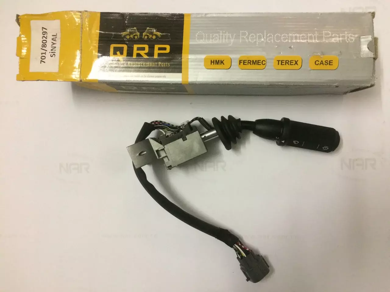 Переключатель фар 701/80297 для экскаватора-погрузчика JCB 3CX Код: 701/80297