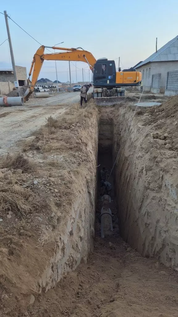 Hyundai R 210LC-7, Колесные экскаваторы
