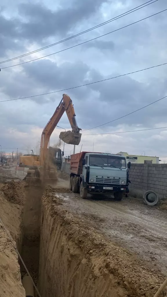Hyundai R 210LC-7, Колесные экскаваторы