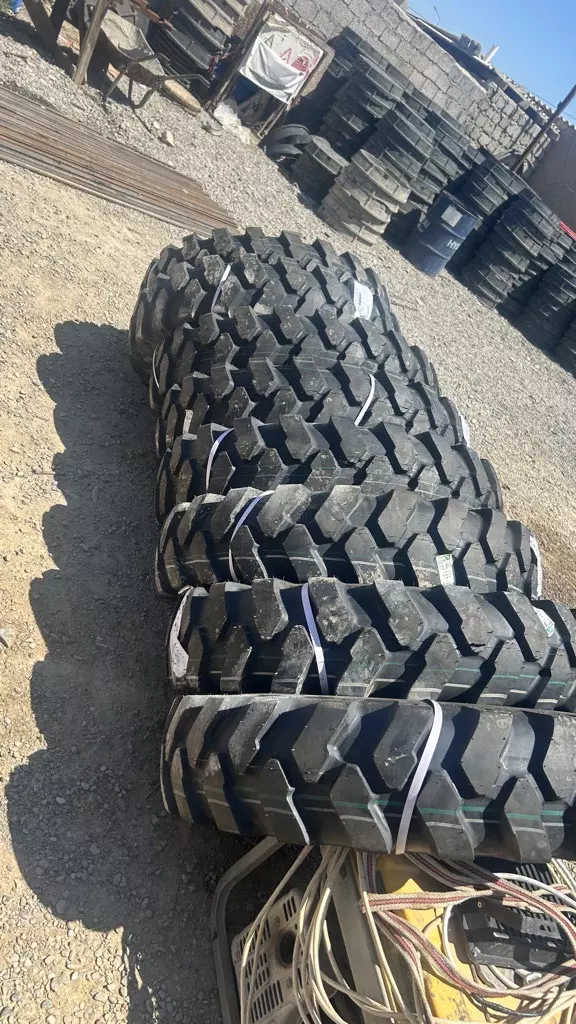 Hyundai R 210LC-7, Колесные экскаваторы