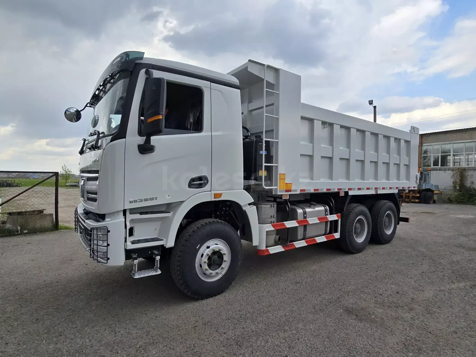 XCMG XGA3251D5WC