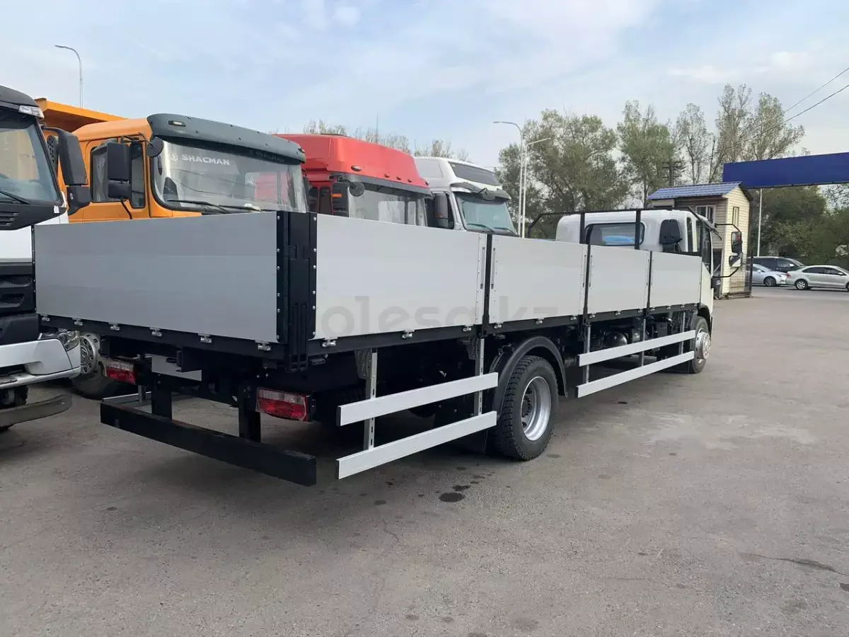 JAC N120