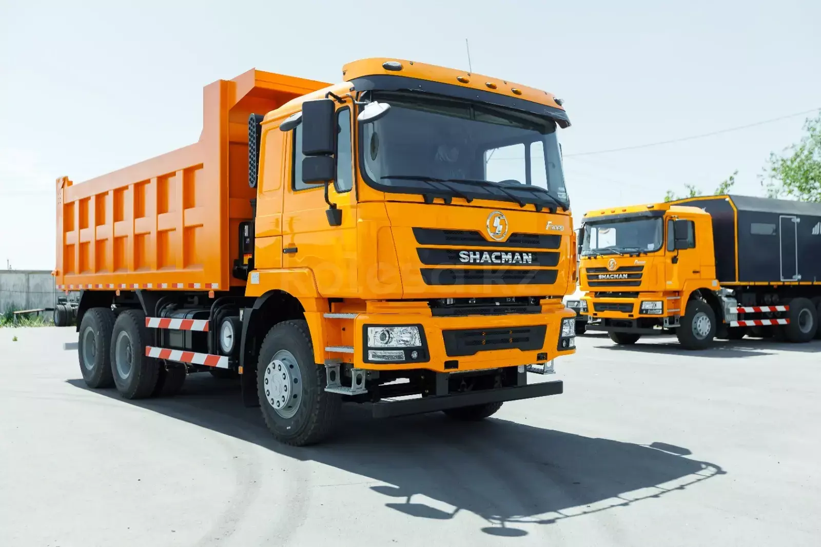 SHACMAN SX3258DR384