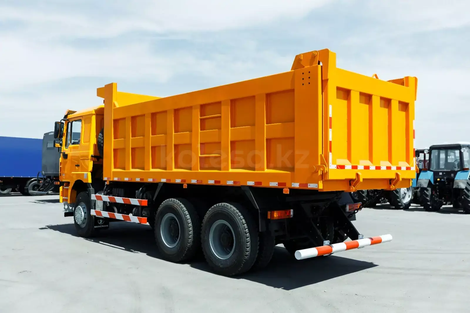 SHACMAN SX3258DR384