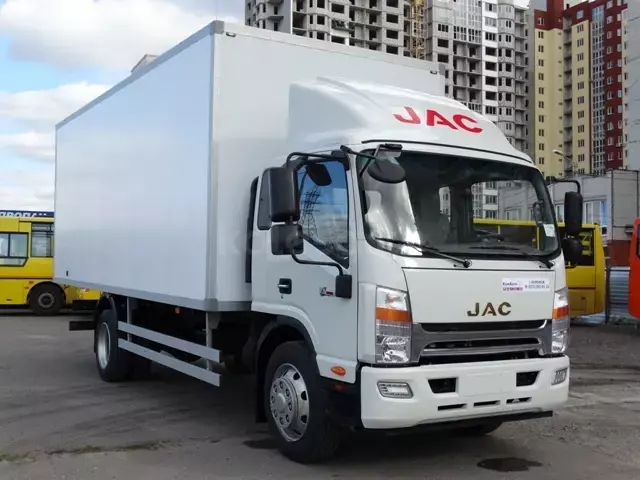JAC N120