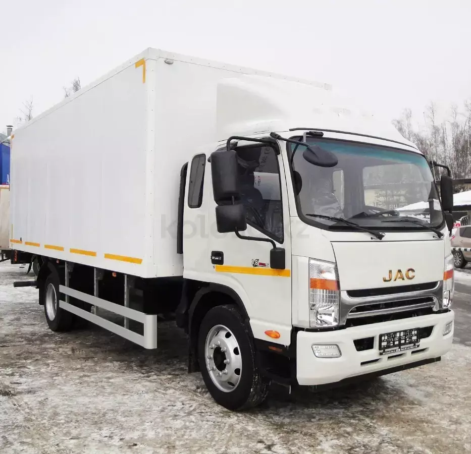 JAC N120