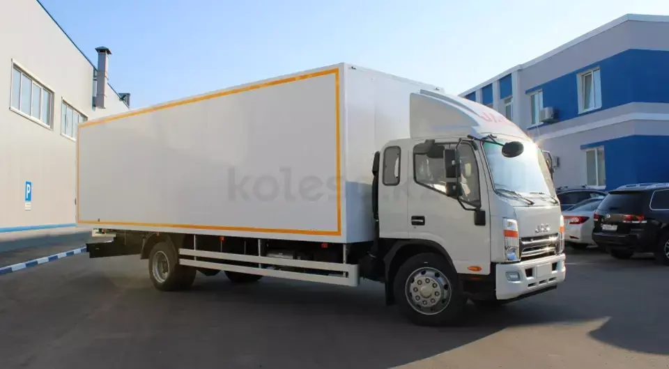 JAC N120