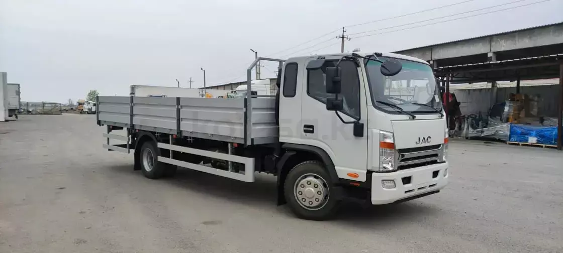 JAC N120