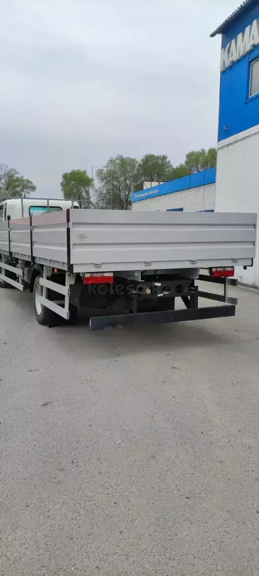 JAC N120