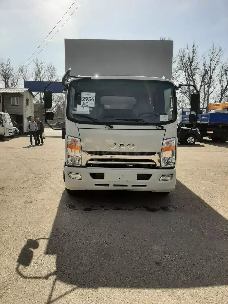 JAC N120