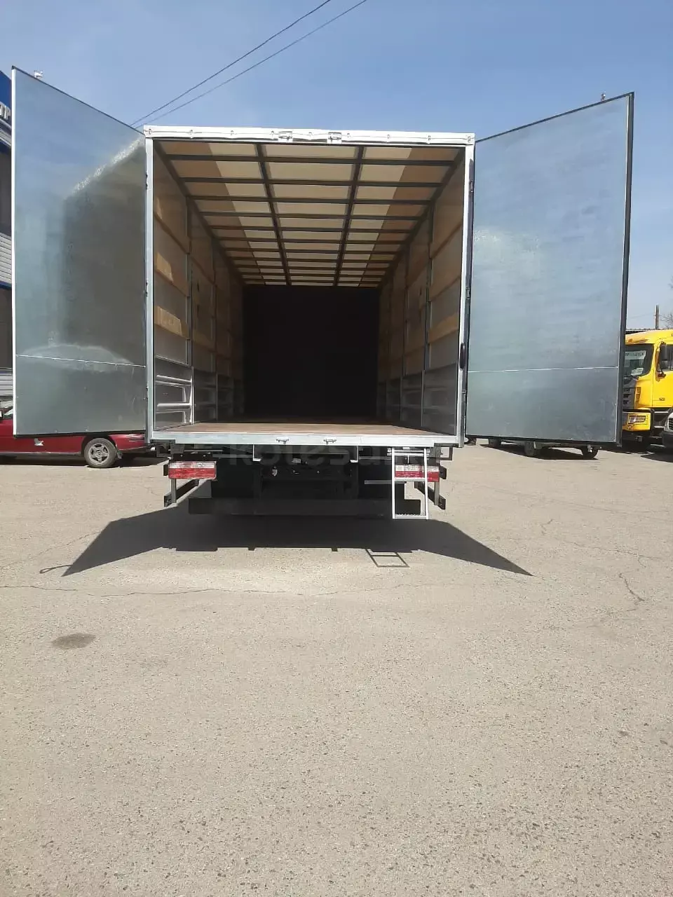 JAC N120