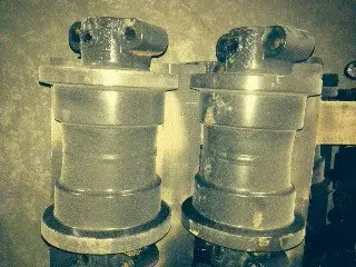 Каток опорный Hitachi 9253782
