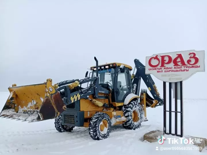 Экскаваторы-погрузчики