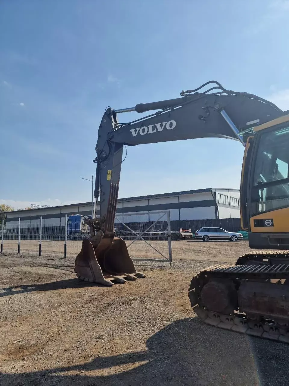 VOLVO