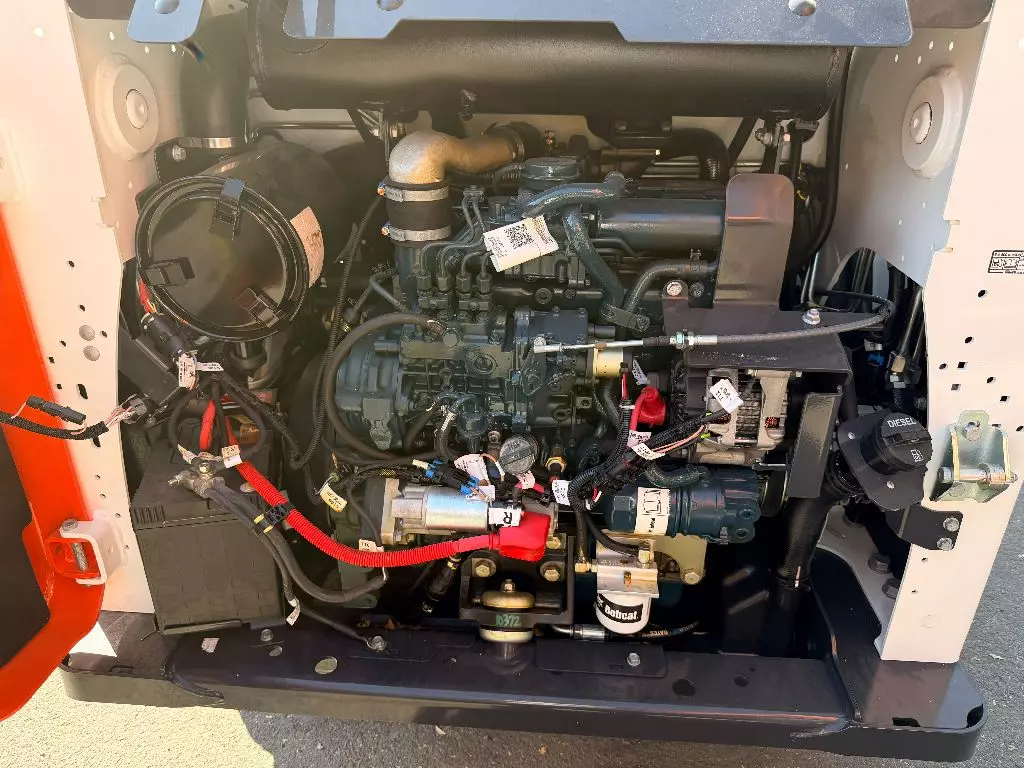 Bobcat S650, Мини-погрузчики