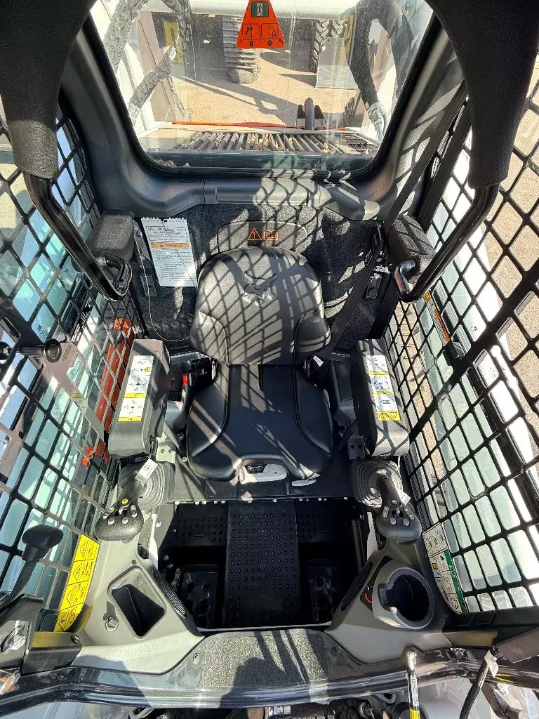 Bobcat S650, Мини-погрузчики