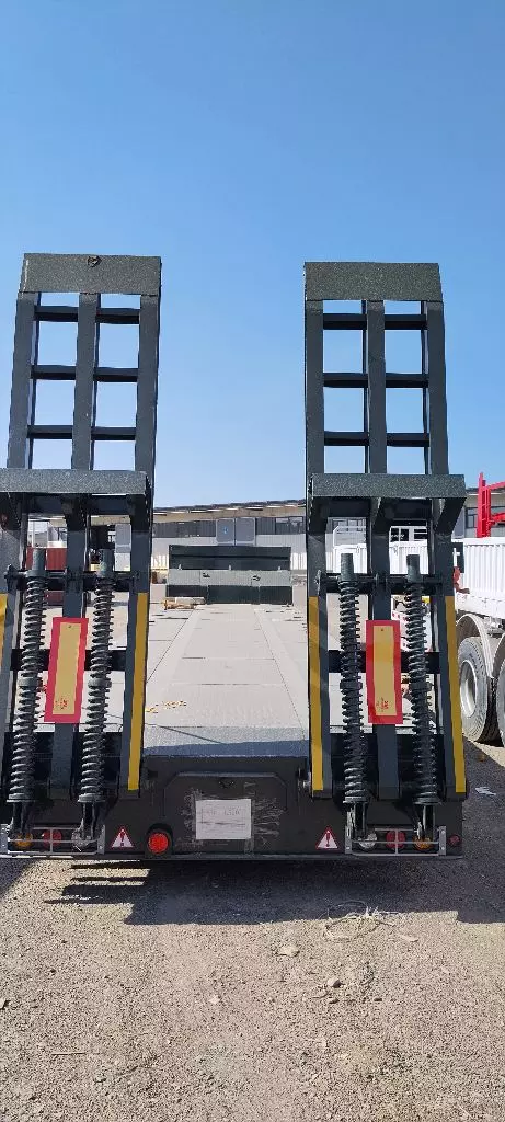 SHACMAN Х5000, Тралы