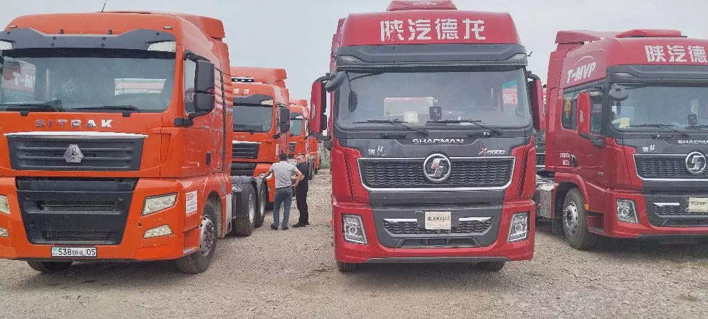SHACMAN Х5000, Тралы