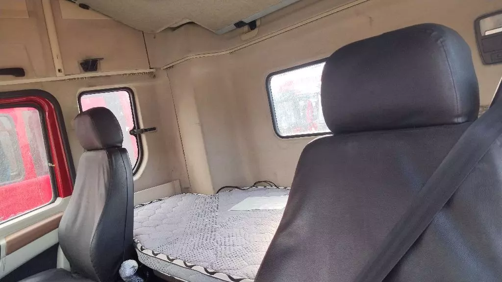 Shacman X5000, Тягачи седельные