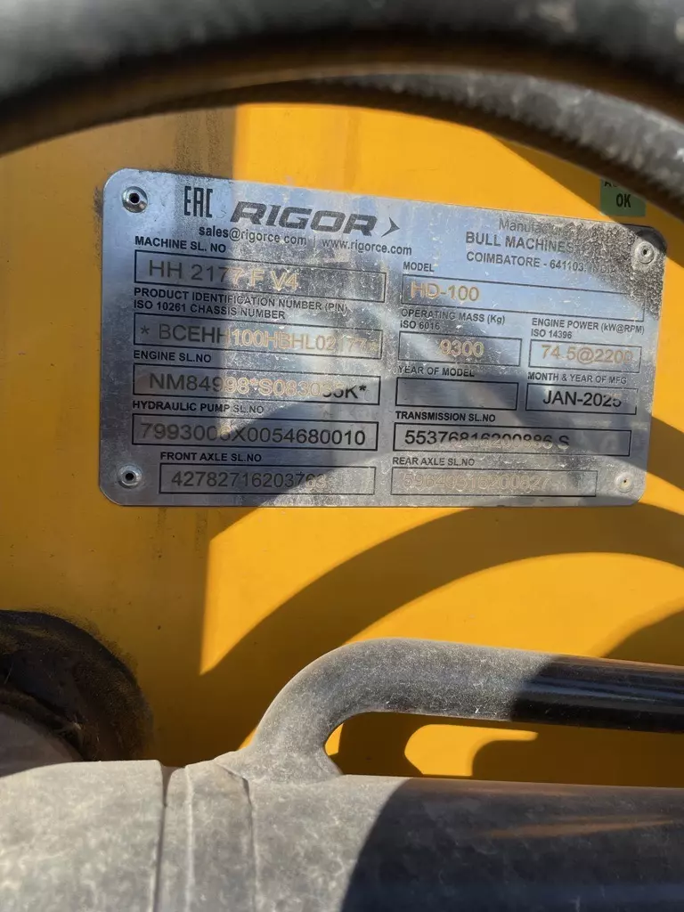 Rigor HD100, Экскаваторы-погрузчики
