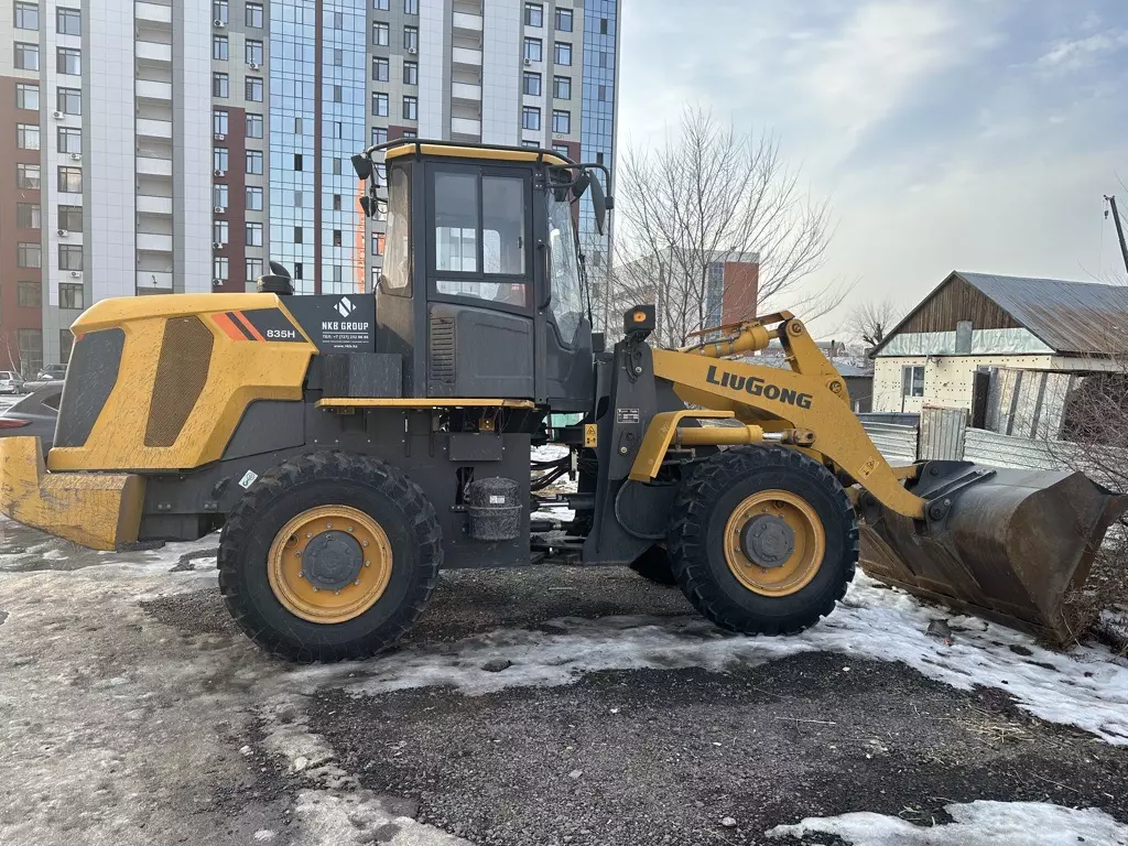 LiuGong 835H, Фронтальные погрузчики