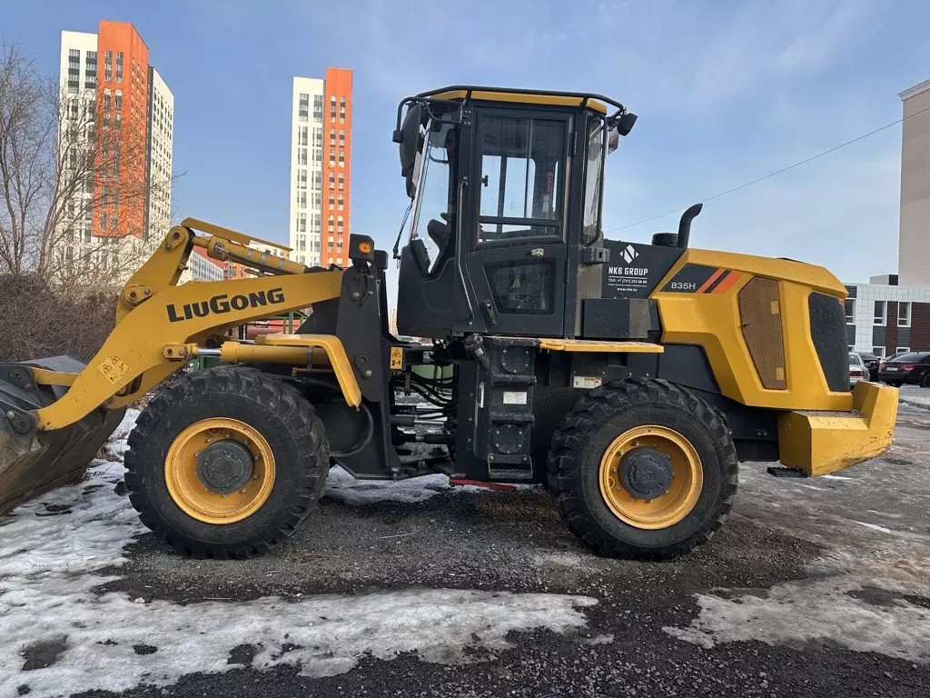 LiuGong 835H, Фронтальные погрузчики