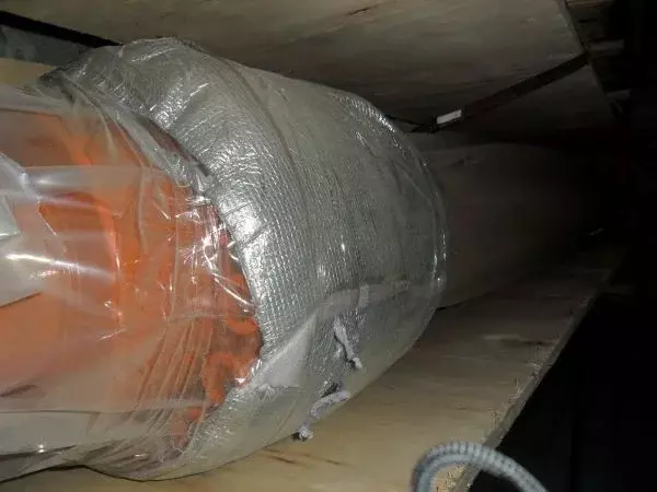 Гидроцилиндр стрелы 4628626 Hitachi ZX-240-3