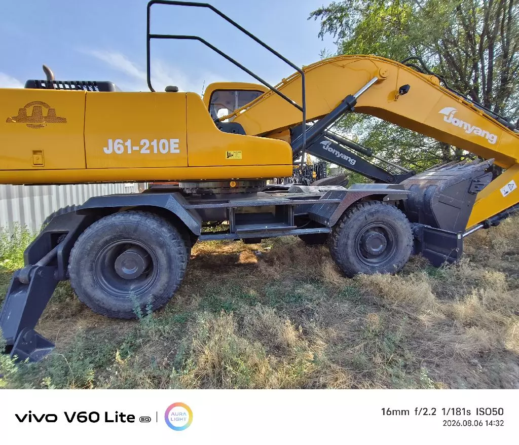 Jonyang JY210E, Колесные экскаваторы