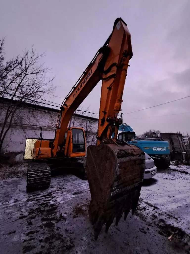 Hyundai R 210LC-7, Экскаваторы-погрузчики