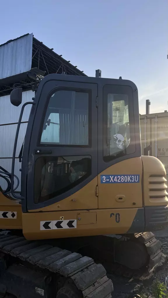 XCMG XE60DA, Гусеничные экскаваторы