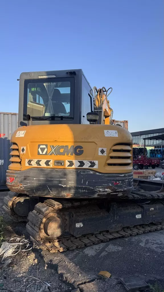 XCMG XE60DA, Гусеничные экскаваторы