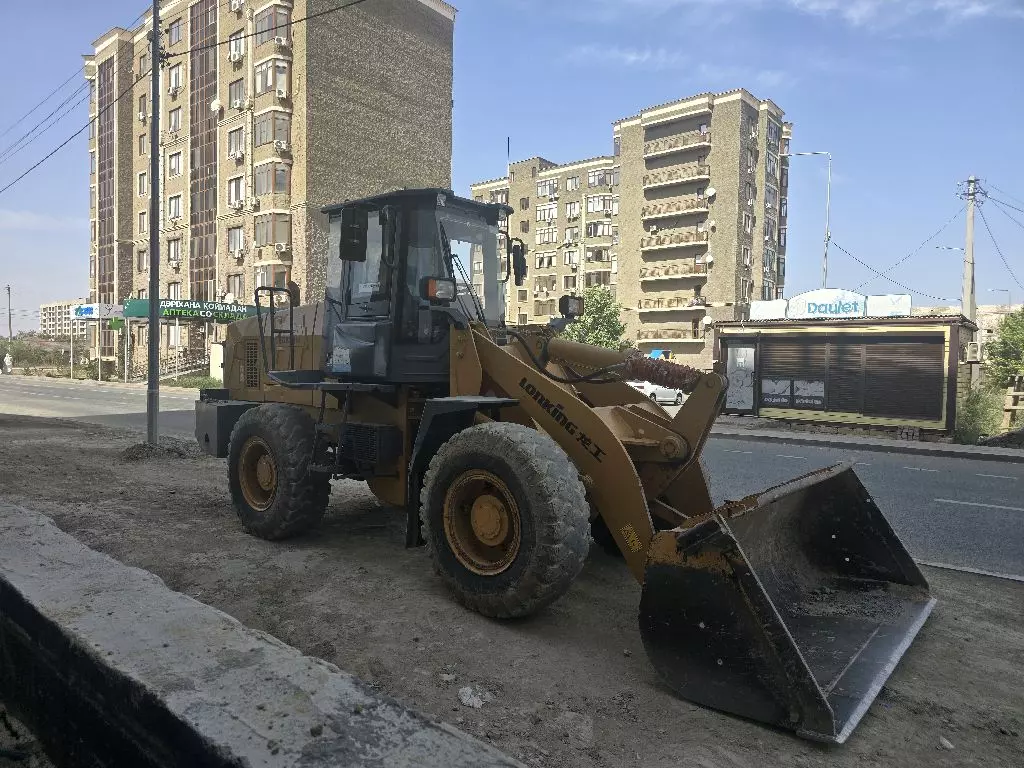 Lonking LG833N, Фронтальные погрузчики