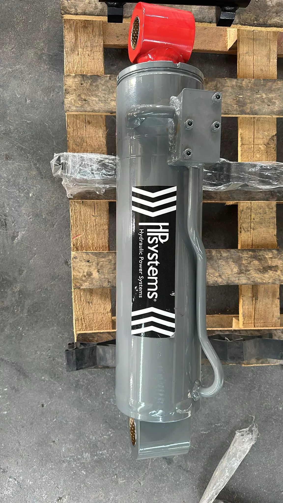 HPSYSTEMS HYDRAULIC POWER SYSTEMS специализируется на индивидуальном производстве высококачественных гидравлических и телескопических цилиндров.