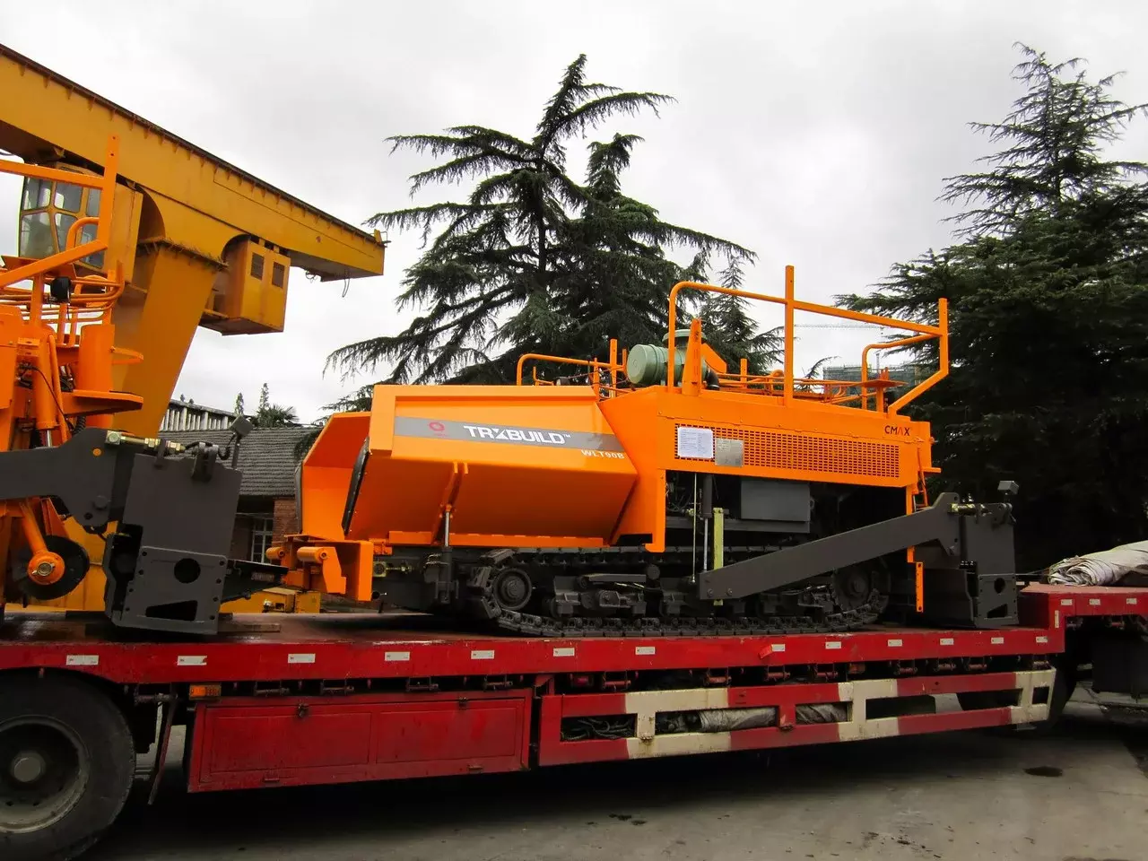 XCMG LTU950, Асфальтоукладчики