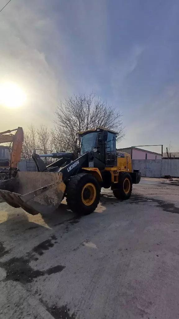 XCMG LW300FN