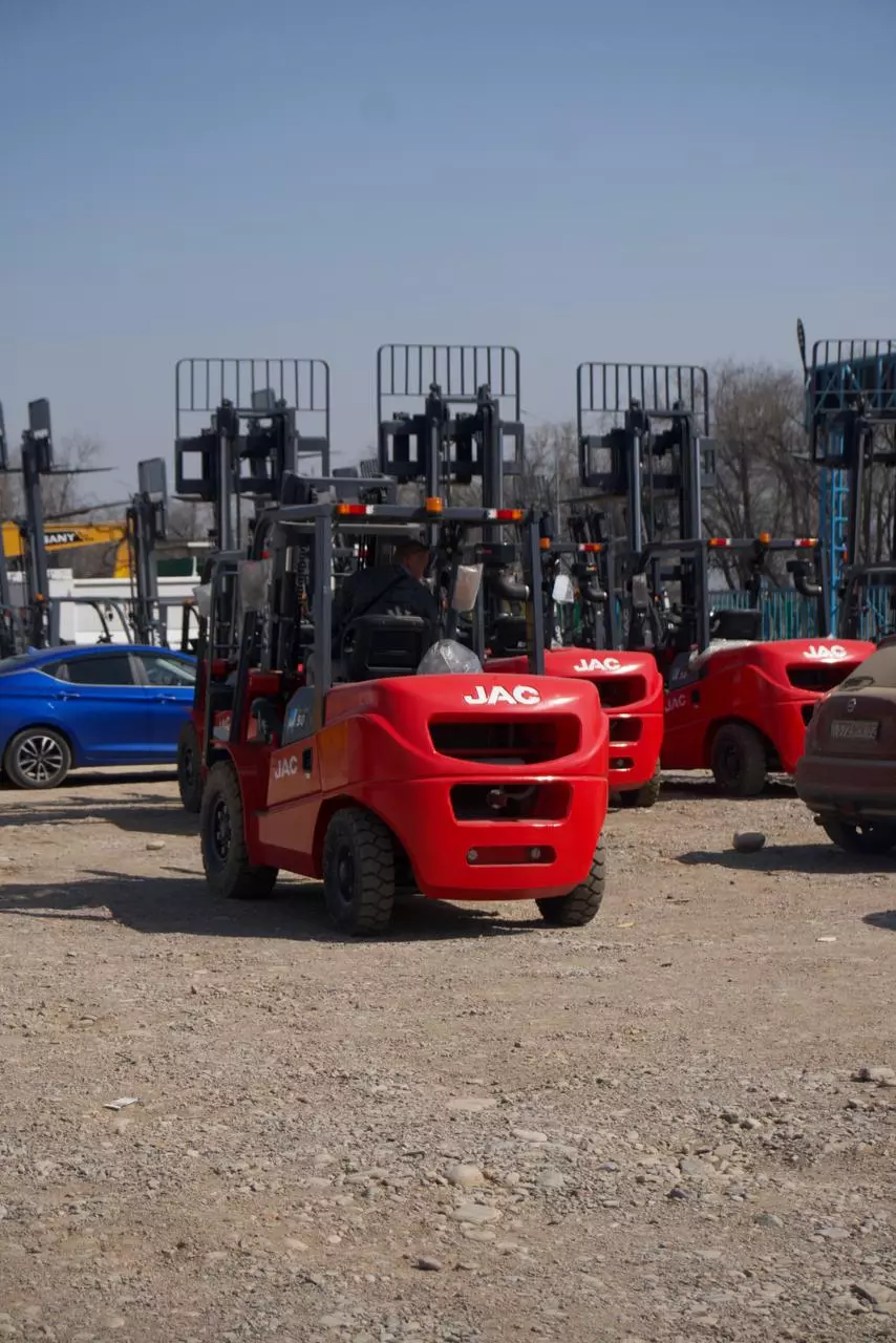 JAC CPCD30, Вилочные электропогрузчики