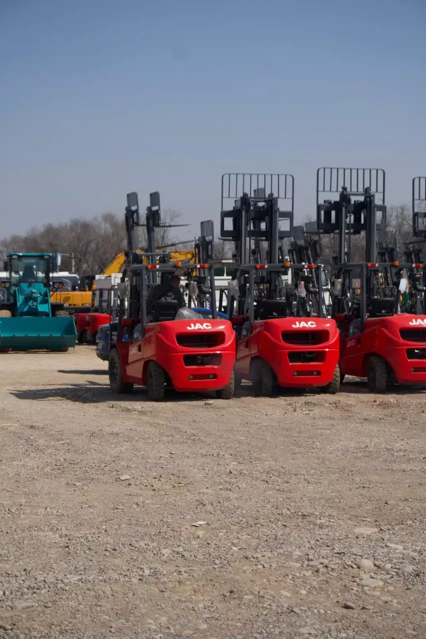JAC CPCD30, Вилочные электропогрузчики