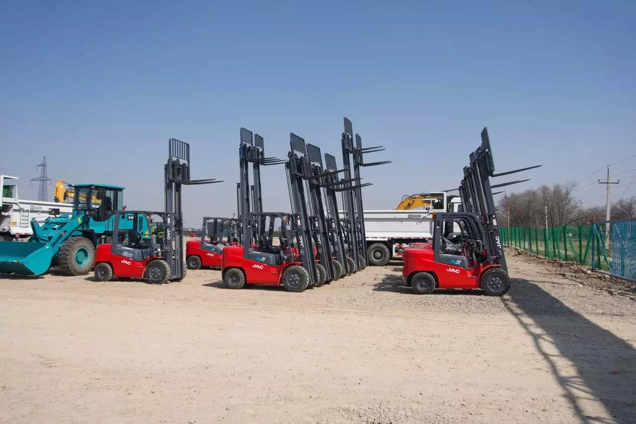 JAC CPCD30, Вилочные электропогрузчики