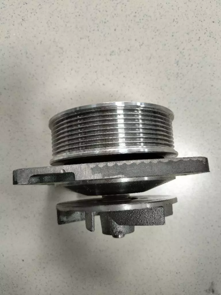 Помпа Водяной насос JCB 3CX 4CX 320/04542 320/A4904